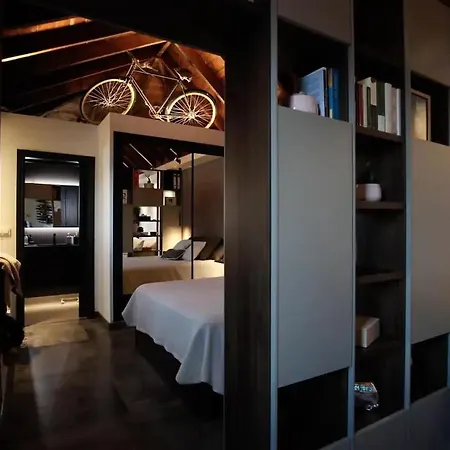 Apartment Komodo Gran Poder - Penthouse With Private Pool And Cozy Twin Bedroom Seville