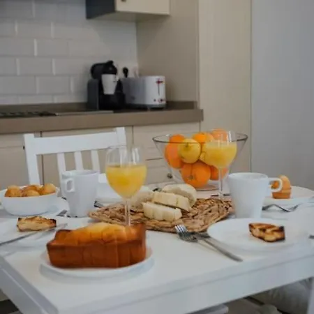 One&lux Gran Poder - Cozy Twin Bedroom Апартаменты Севилья